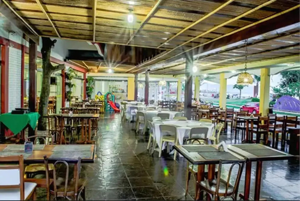 27 Praia Hotel
