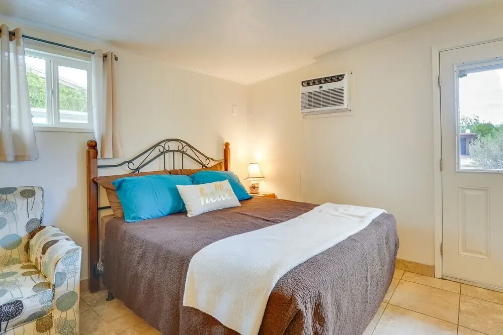 Budget-friendly Tucson Studio: 2 Mi to University!