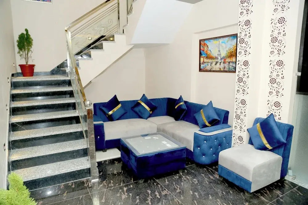 JMC Hotel RK Inn