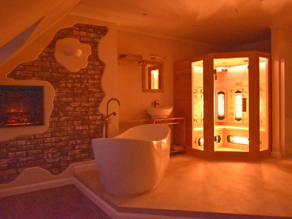 Exclusive loft apartment with balcony and wellness room in Olsberg-Elpe