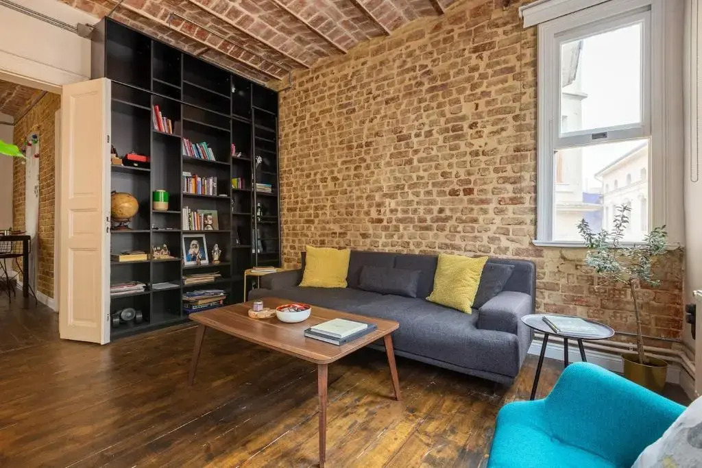 Renovated apartment at the heart of Istanbul with huge terrace