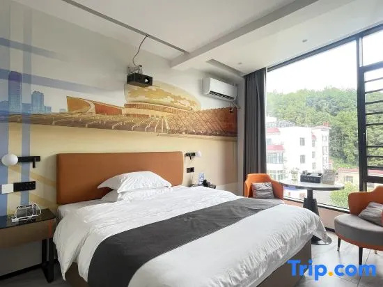 Wuping Hampton Residence Hotel