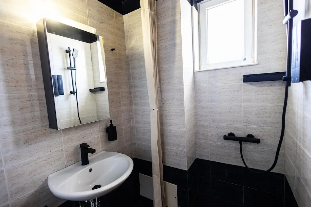 AVENA Suites