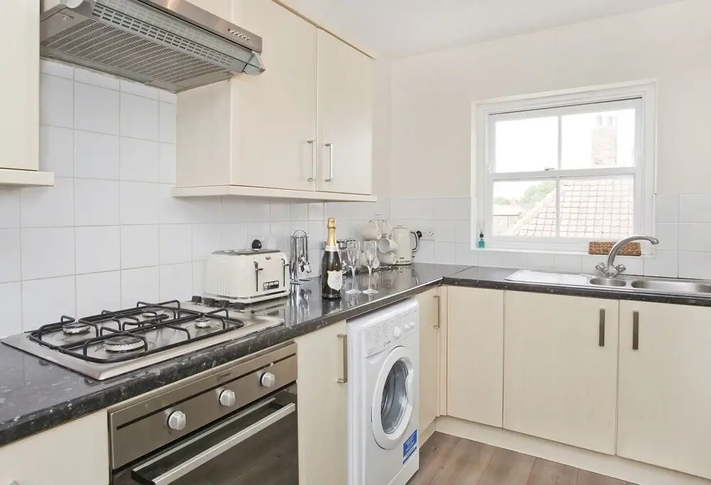 Saint Lawrence Apartment 2