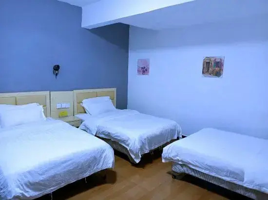 Shuiyue Shangshe Homestay (Yangshuo West Street Branch)
