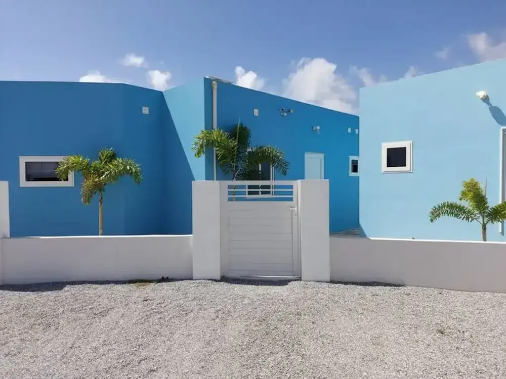 Amazing 2BR Suite w Pool Patio 5 min Dr2 Palmbeach