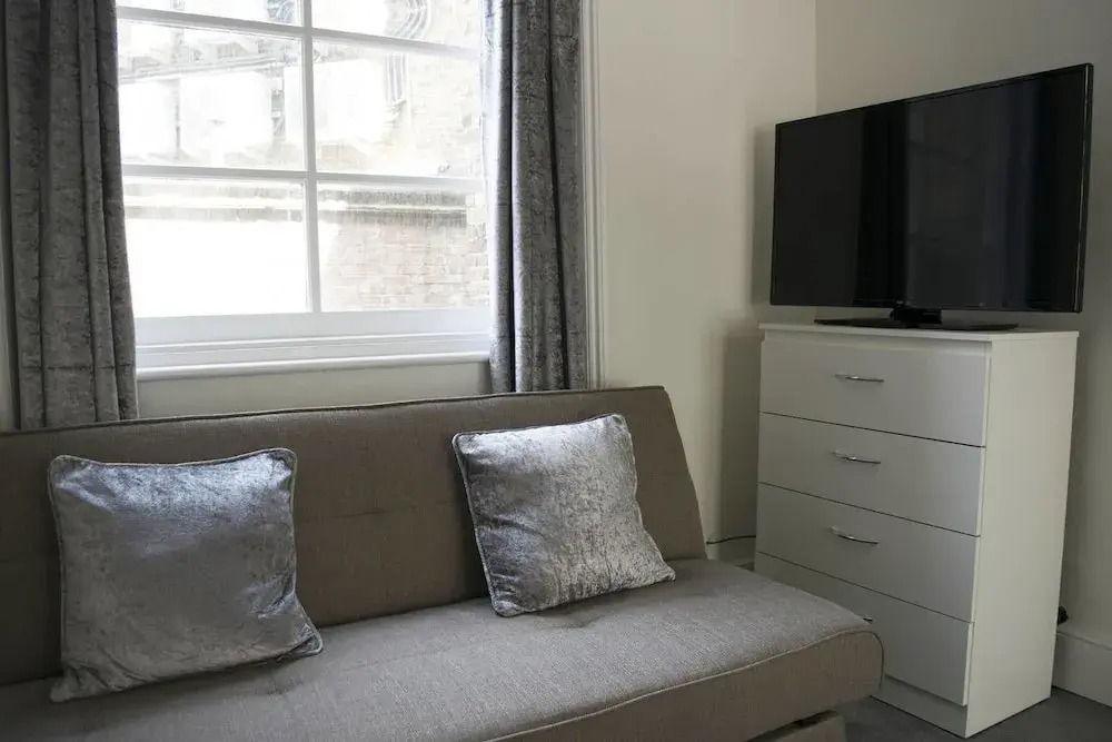 2BR Home Near Trendy Shoreditch, 6 Guests!