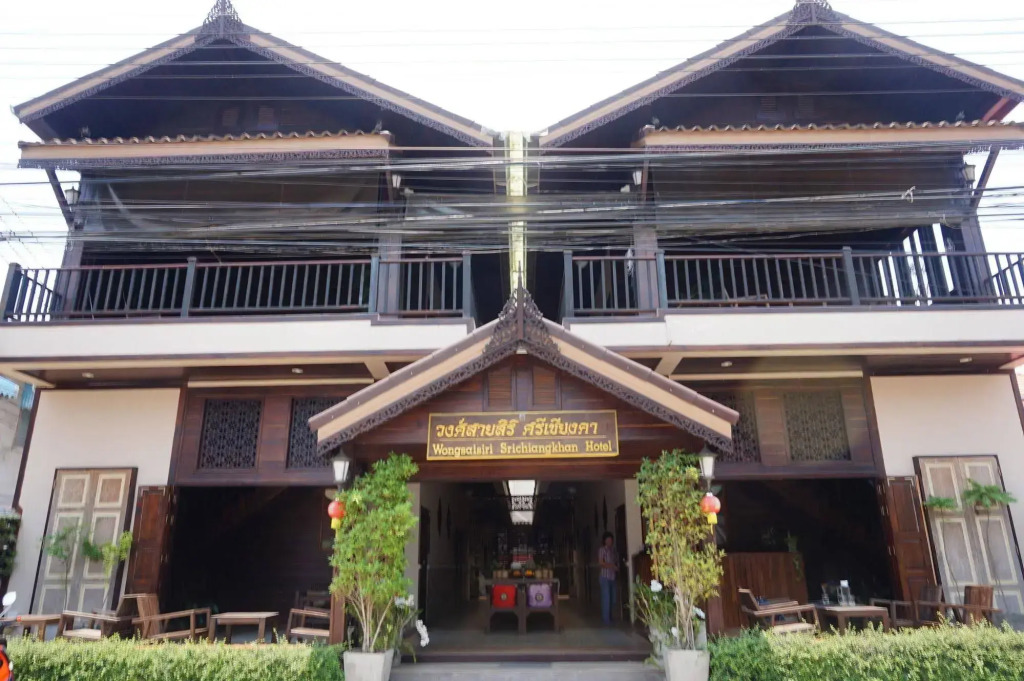 จันทร์มีสุข เชียงคาน