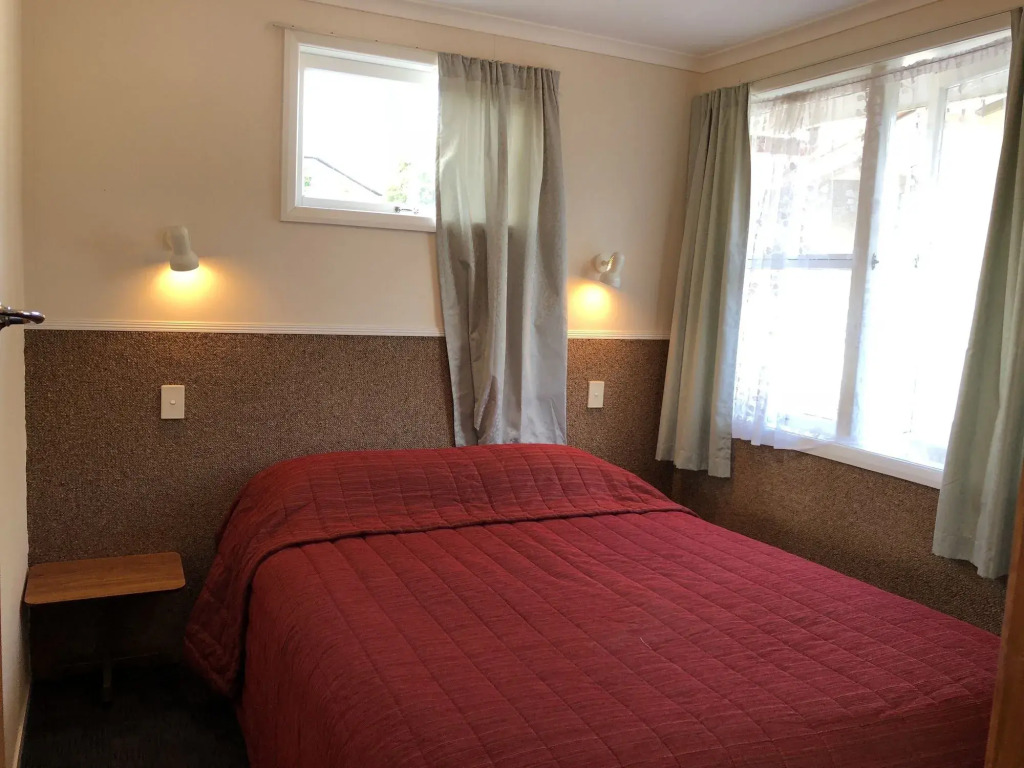 Dunrovin Motel