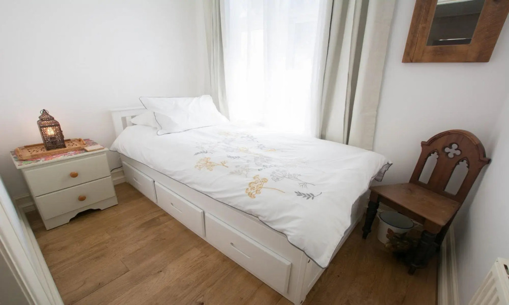 Bag-end House 7 Bedrooms, Sleeps 14, Hot Tub