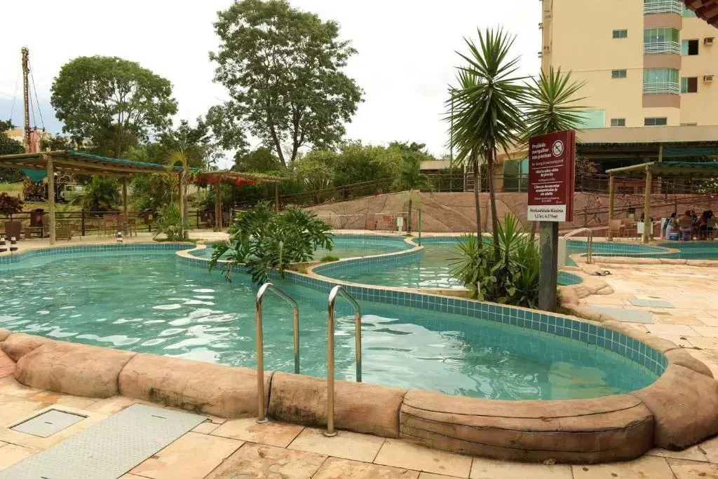Flat residencial c lazer completo em Caldas Novas