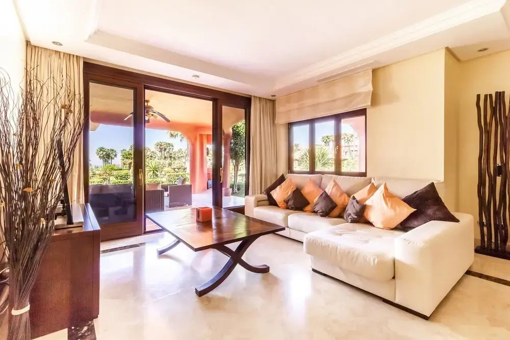 Frontline beach 3 bedroom apartment