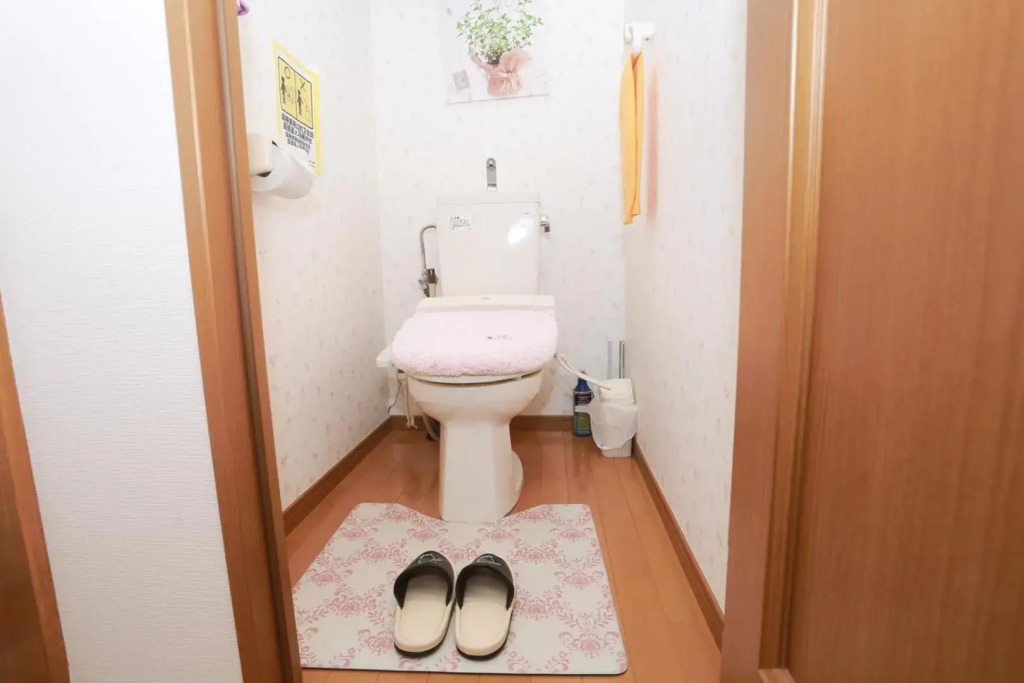 Shinjuku Sunrise Apartment
