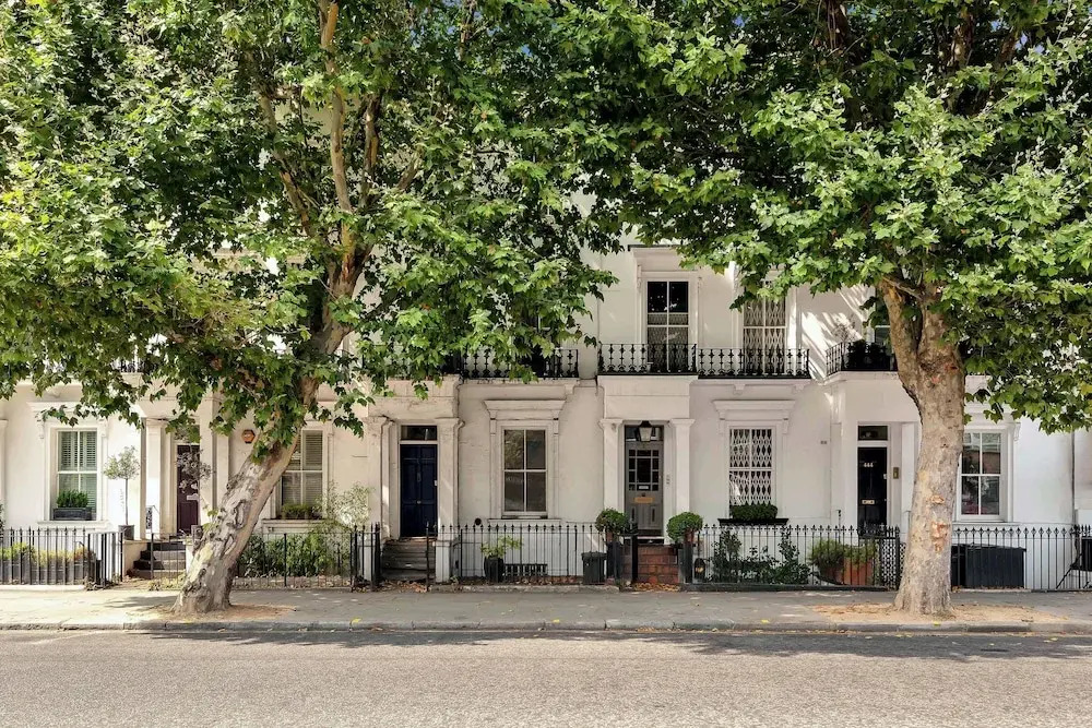 The King’s Road Gem - AAB