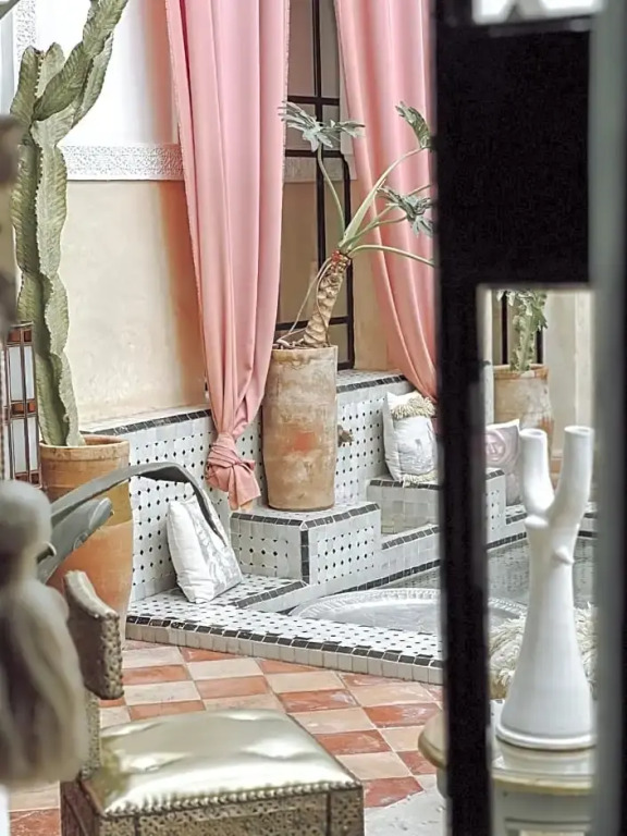 DAR AURORA