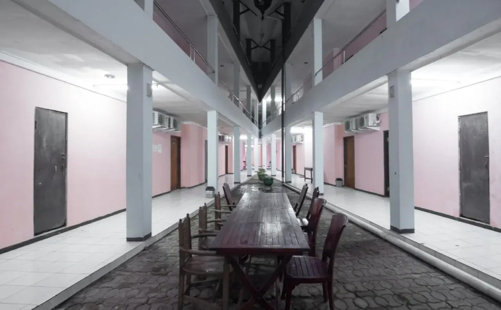 Hotel Graha Dinar by Reddoorz