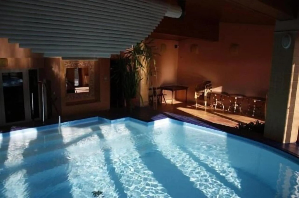 Pawlovnia Hotel