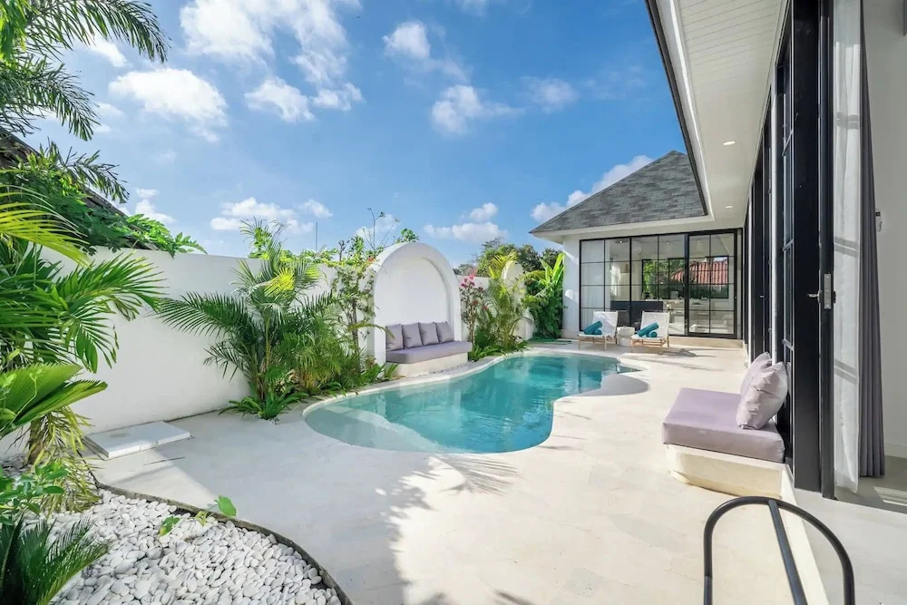 White Shell Villa 1