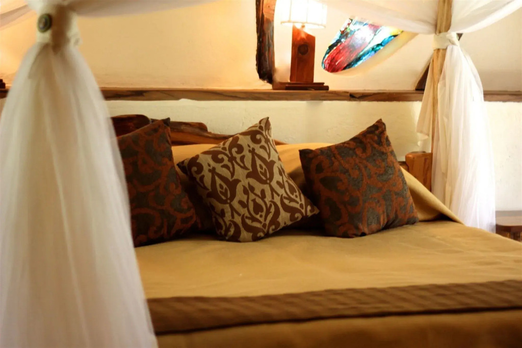 Rose Wood Lodge