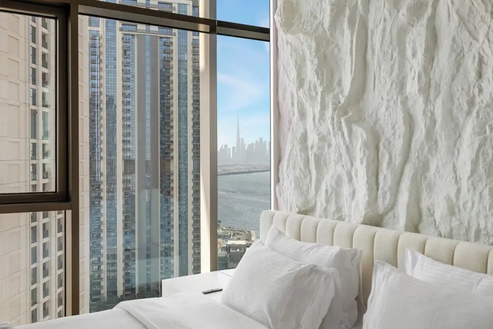 Serene 1BR Escape with Burj Khalifa View