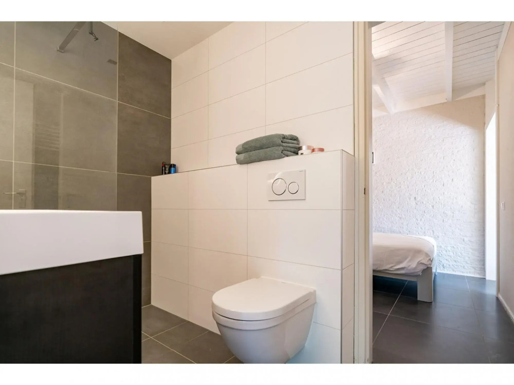 Holiday home 10 minutes by bike from the beaches of Ouddorp