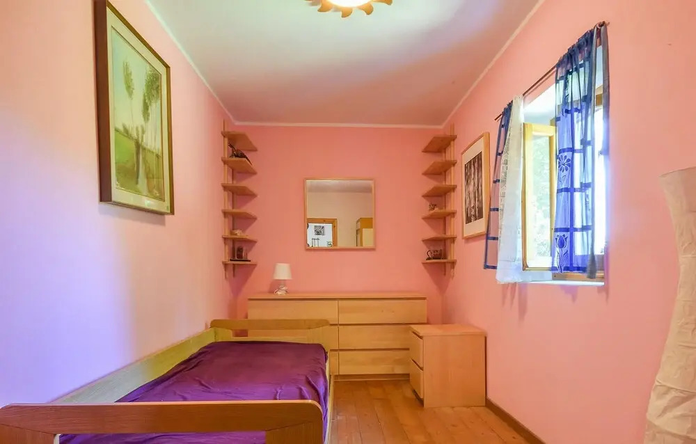 4 Bedroom Stunning Home In Tiglieto
