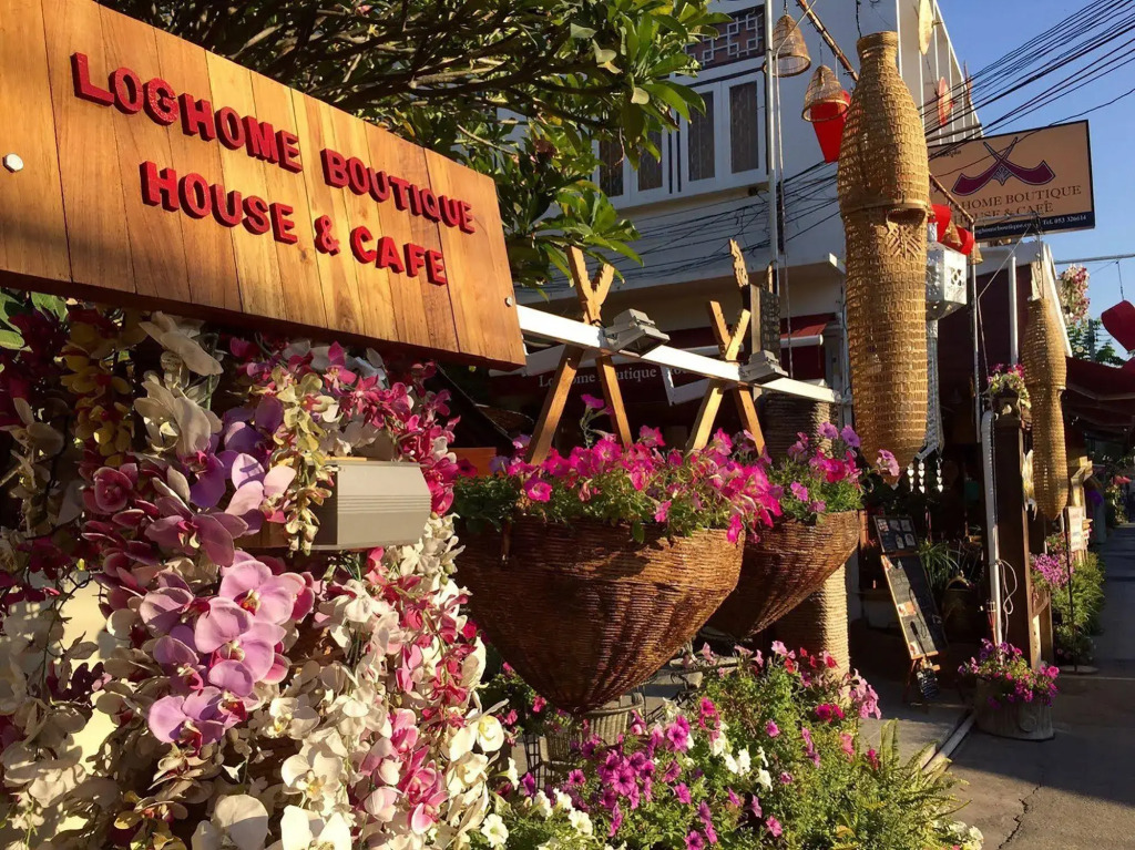Loghome Boutique