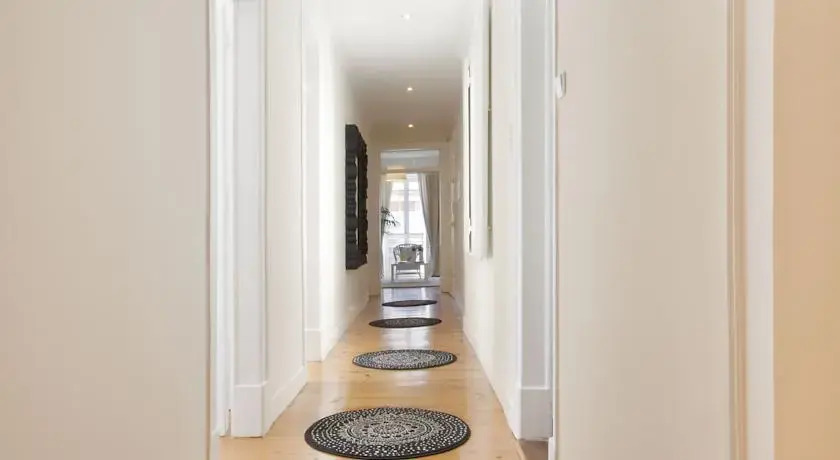 Lisbon Glow Apartment