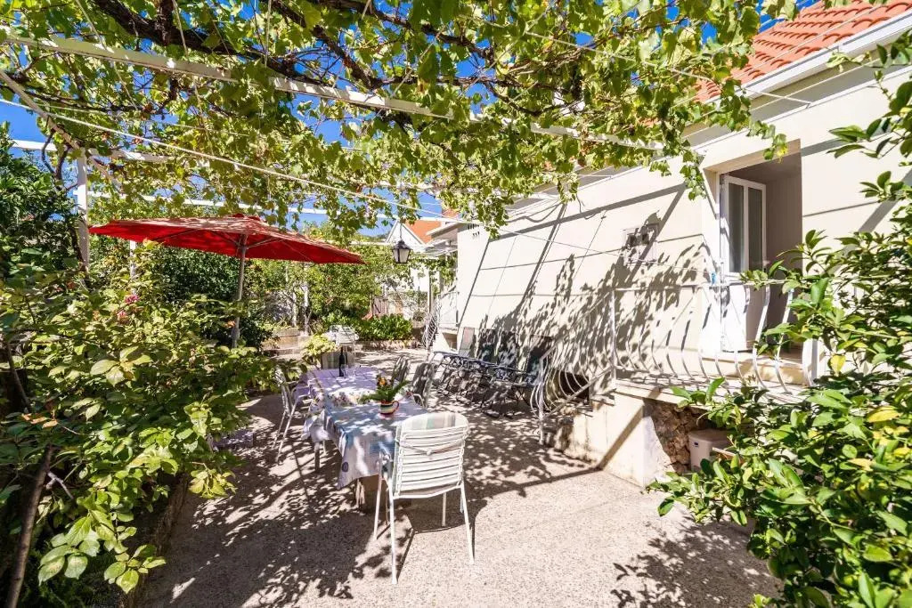 Apartments Lidija