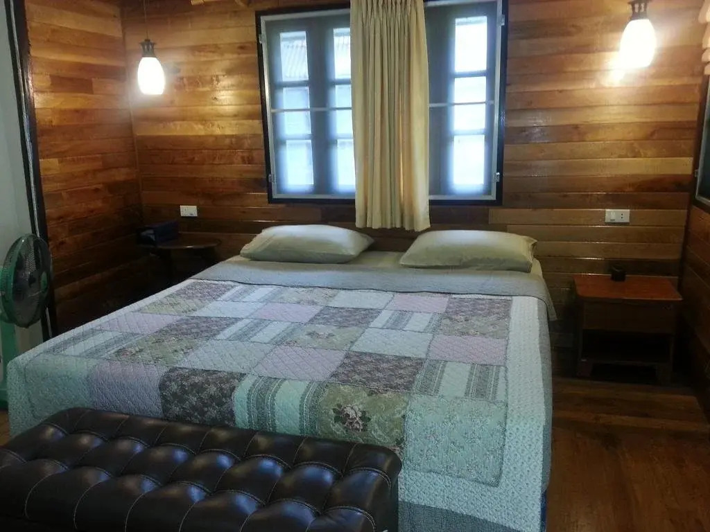 Suntisook Resort