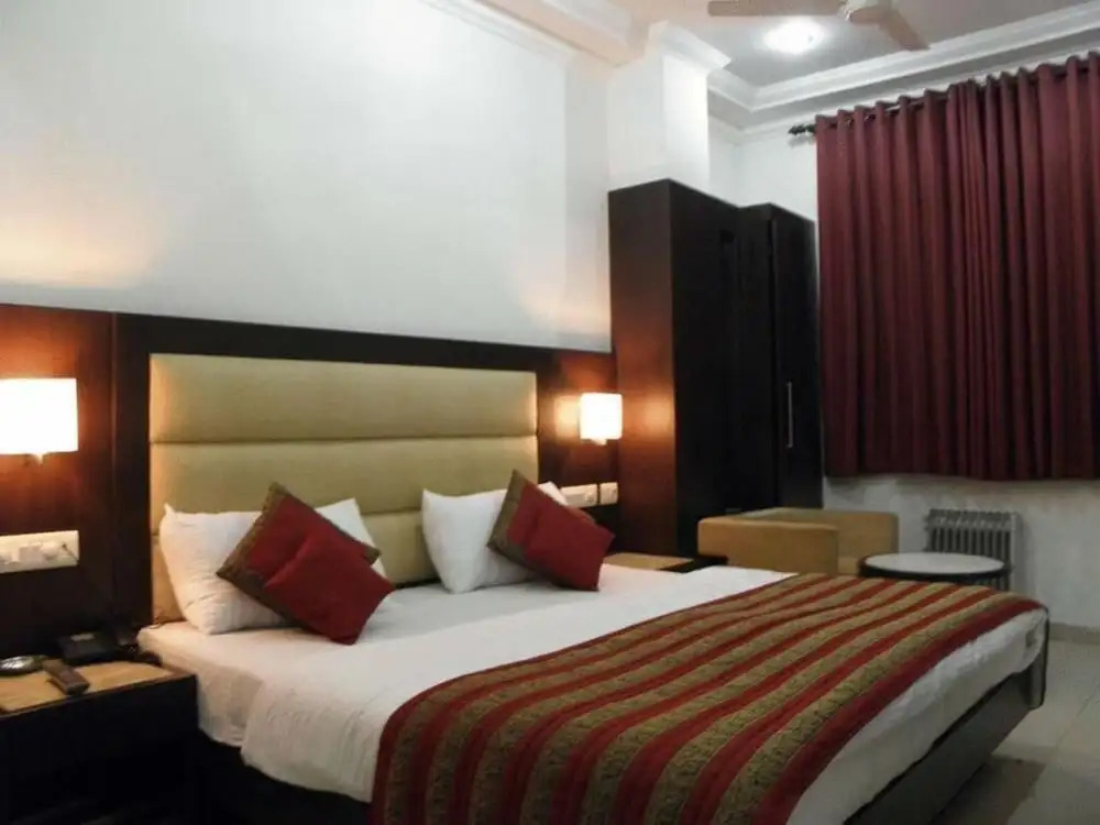 Hotel Chanchal Continental - New Delhi City Centre