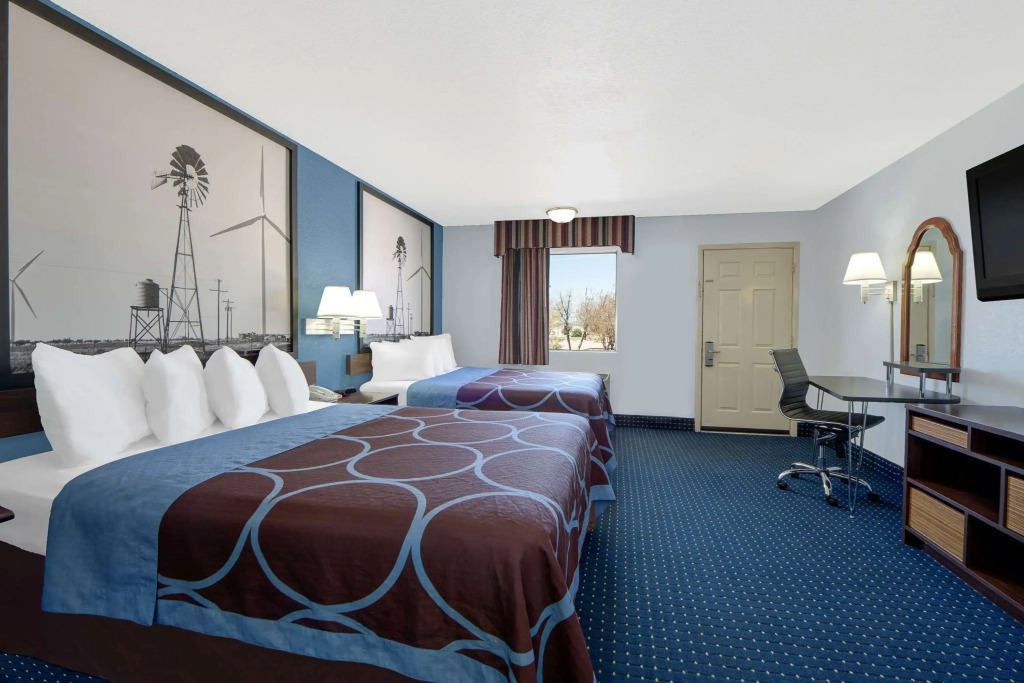 Super 8 by Wyndham Dumas TX