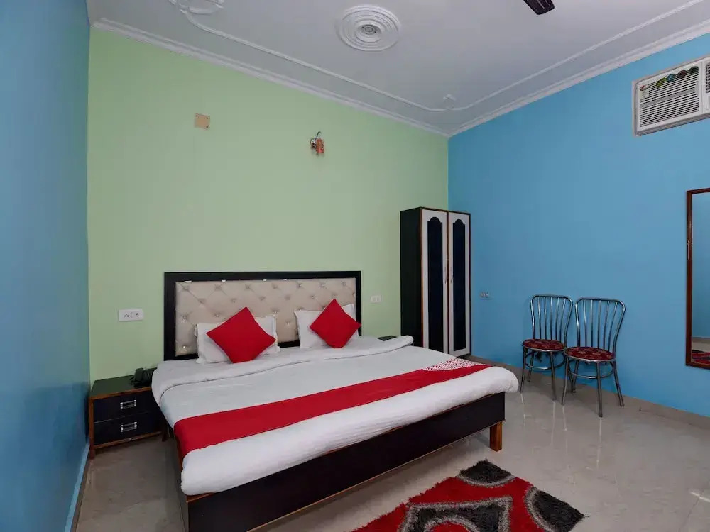 OYO 4409 Hotel Chaitanya Inn