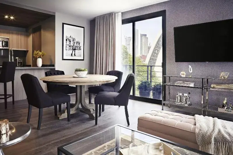Mathia-Luxury Plus by Viadora