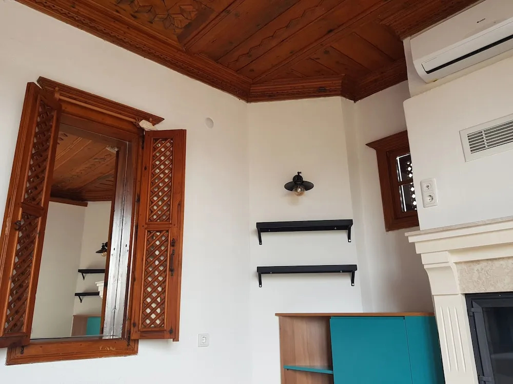 Room Kite Mansion