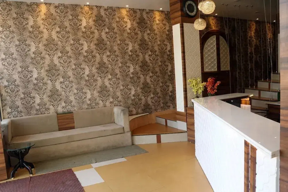 Hotel utkarsh