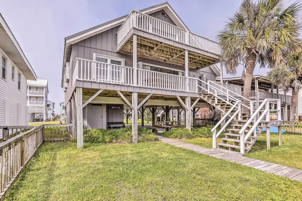 Waterfront Home w/ Decks, Privacy & Boat Slip