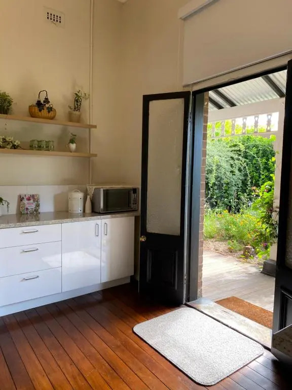 Wingham House - Pet Friendly