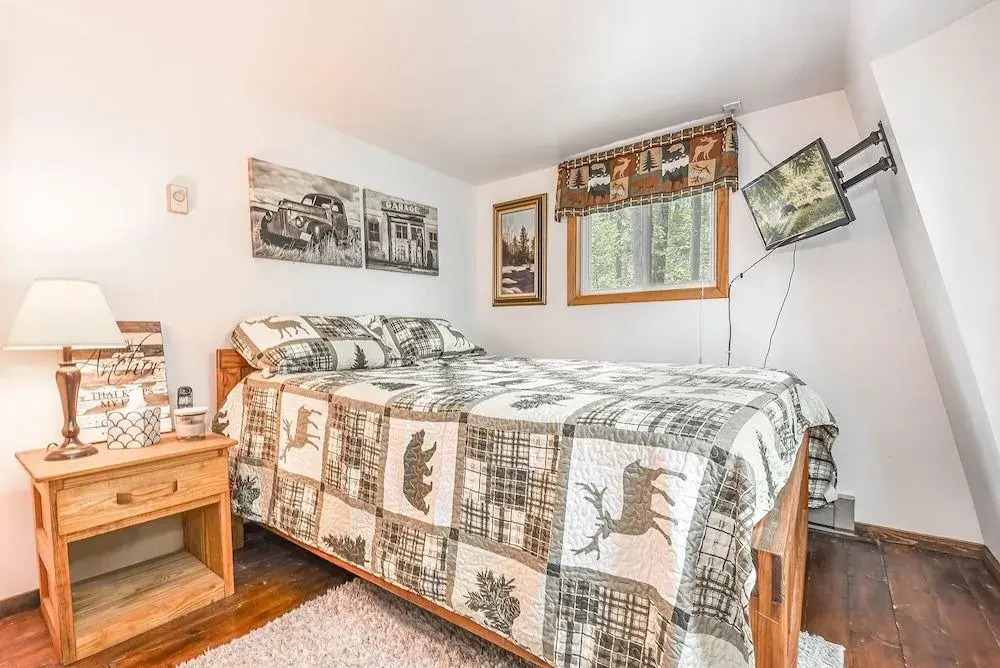 Clawson Cabin