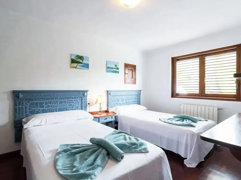 Cozy Holiday Home in Santa Eularia des Riu with Private Pool