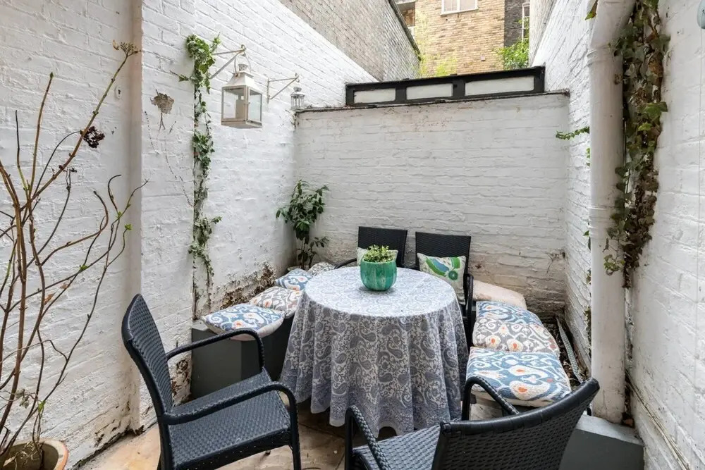 Charming 1BR Flat w/ Patio in the Heart of Pimlico