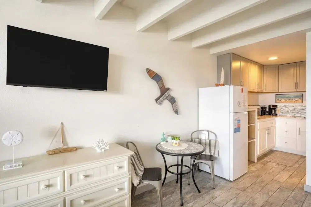 Fontainebleau 706 by Avantstay Beachfront+views