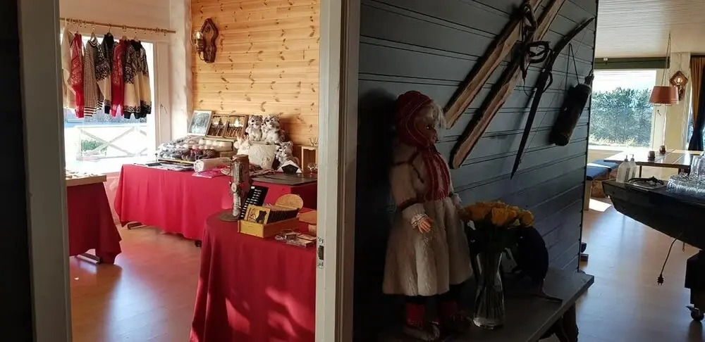 Lyngenfjord Hotel