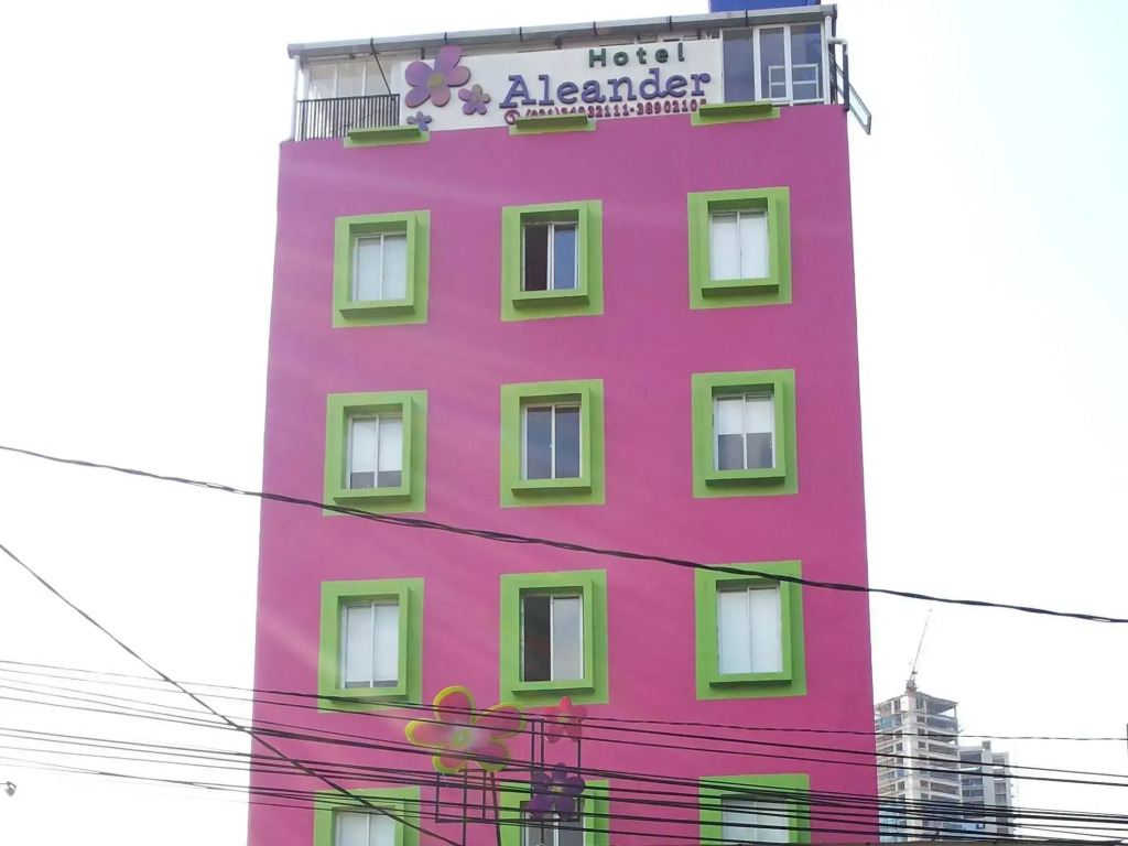 Collection O Gambir Near Masjid Istiqlal Formerly Aleander Hotel