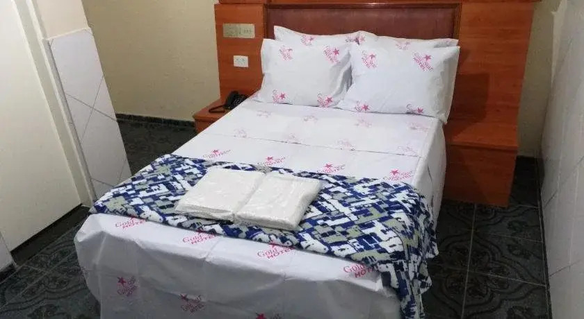 Gold Star Hotel