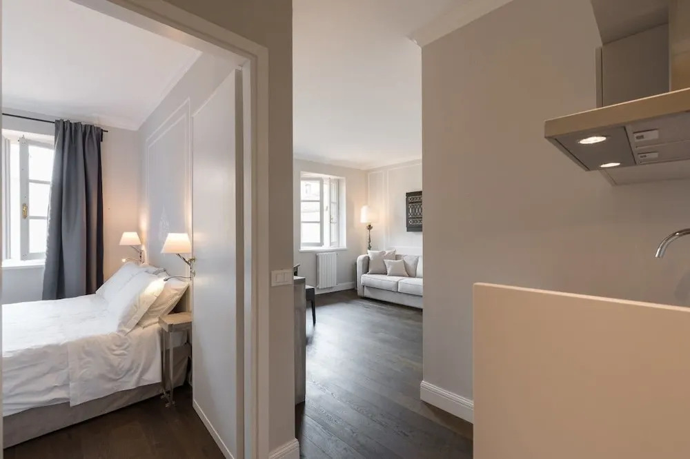 Suite & View