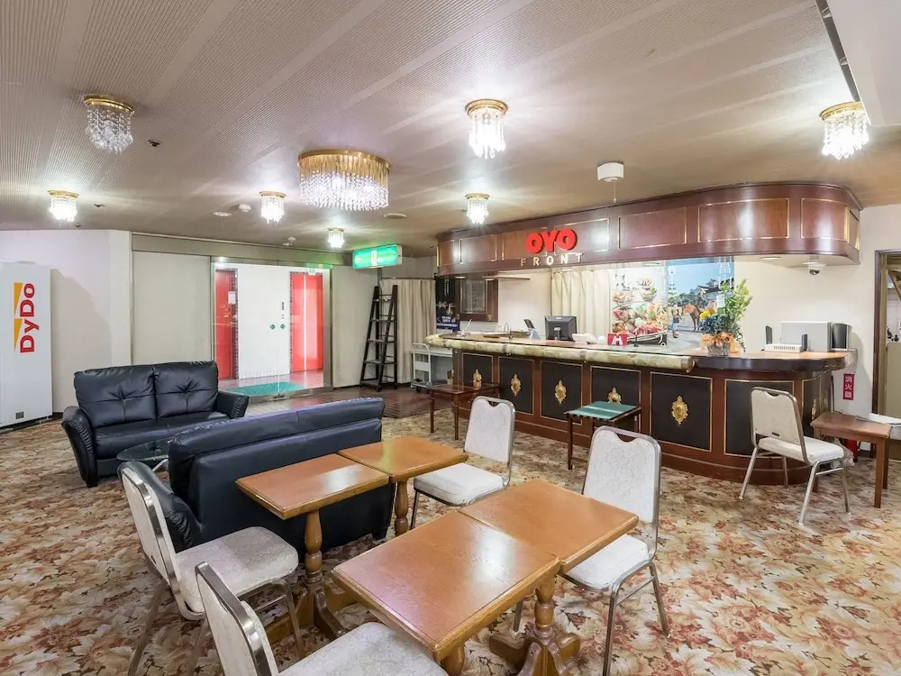 Oyo Hotel Toyama Joshi Koen