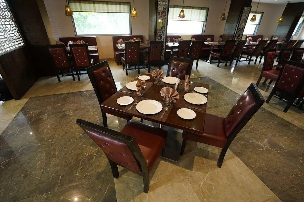 Hotel Gagan Regency