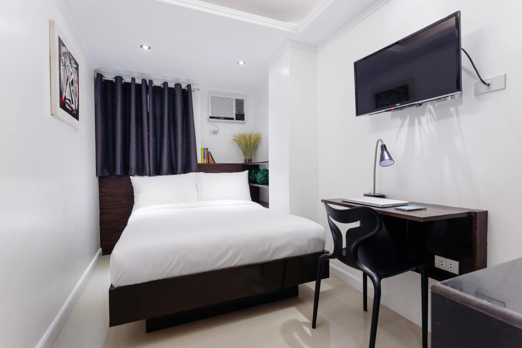 OYO 860 Premium Nest Nano Makati Suites (Vaccinated Staff)