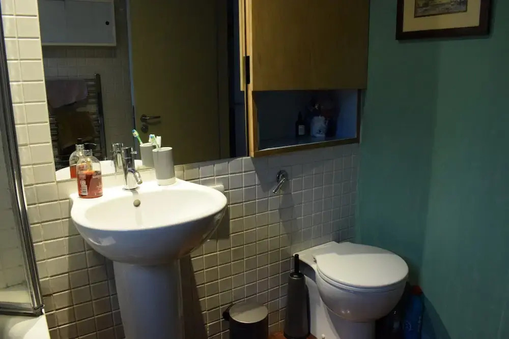 2 Bedroom House With Roof Terrace